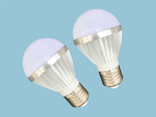 7W -12V LED Light Bulbs - Twin Pack